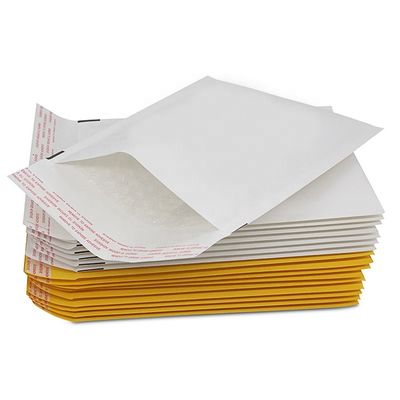 白い包装は104g/Mの²の自己のシールの多防水クラフトの泡郵便利用者を囲む